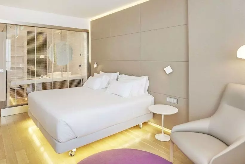 اتاق سوپریور با چشمانداز, NH Collection Madrid Eurobuilding