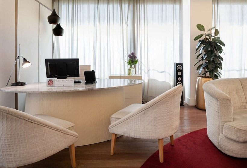 سوئیت جونیور با چشمانداز, NH Collection Madrid Eurobuilding