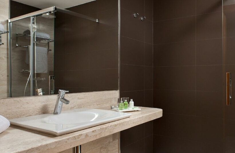 اتاق استاندارد, NH Madrid Ventas