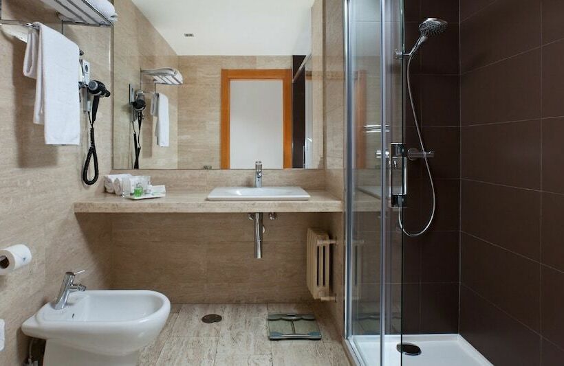 اتاق سوپریور, NH Madrid Ventas