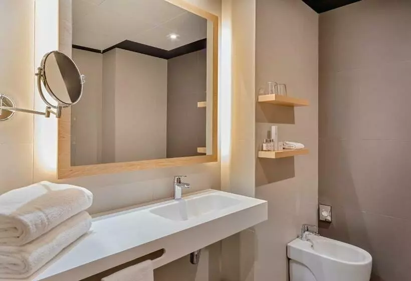 اتاق لوکس, Barceló Murcia Siete Coronas
