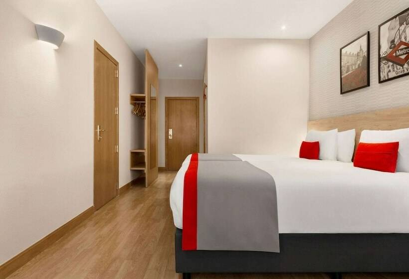 Семейный Номер, Ramada By Wyndham Madrid Tres Cantos