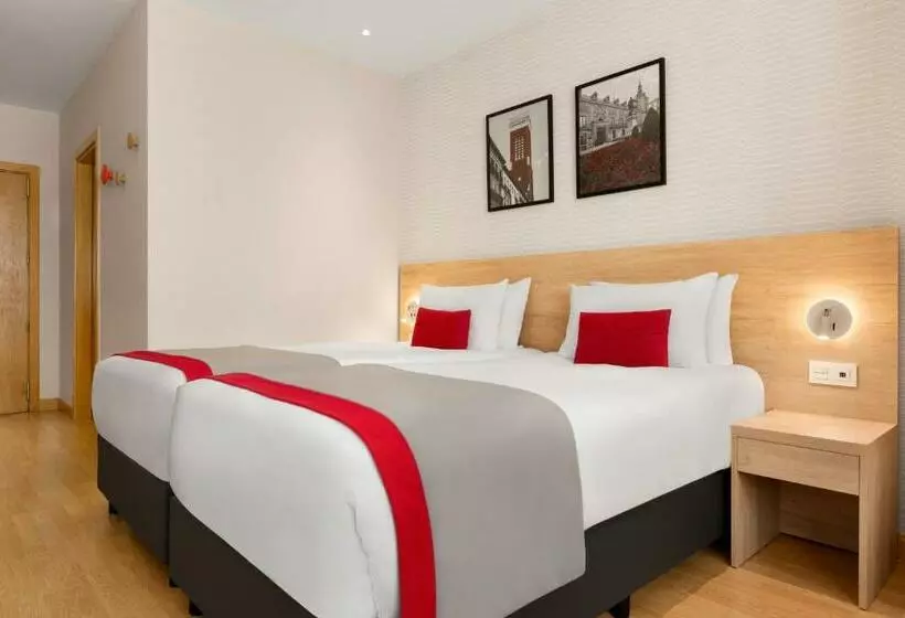 اتاق استاندارد برای معلولان, Ramada By Wyndham Madrid Tres Cantos
