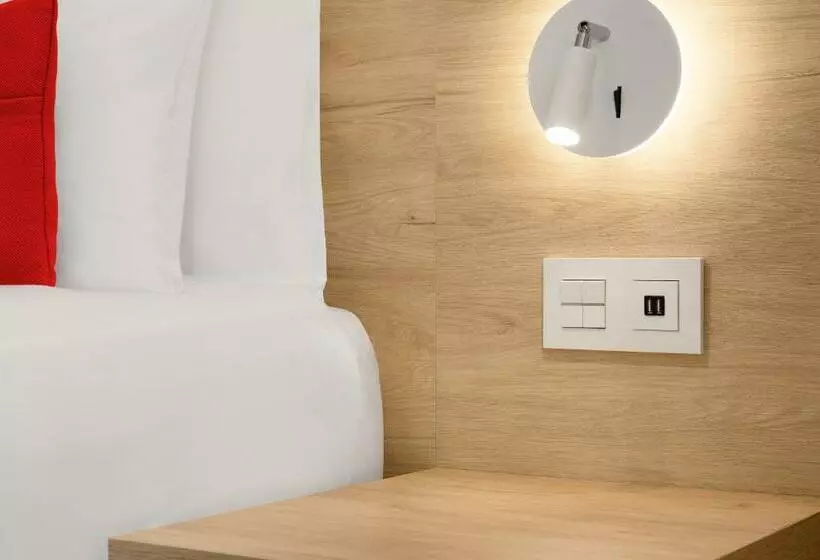 اتاق استاندارد, Ramada By Wyndham Madrid Tres Cantos