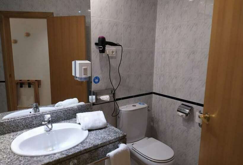 Номер Стандарт, Ramada By Wyndham Madrid Tres Cantos