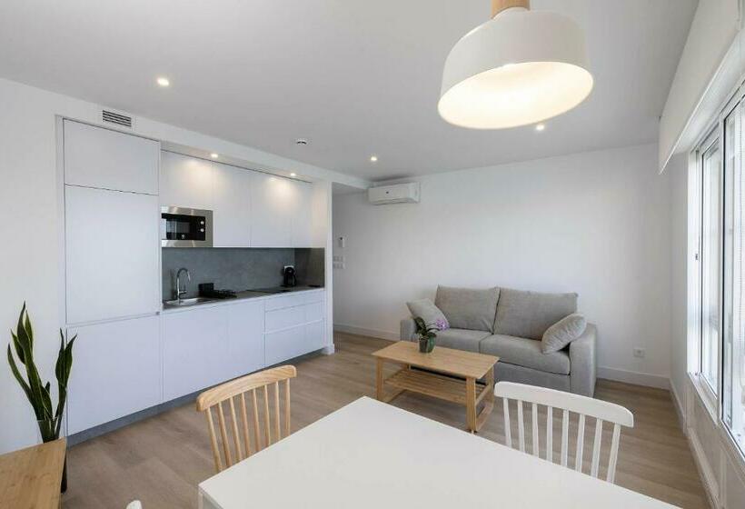 Апартаменты 1 Спальня Вид на Море, Apartamentos Rotilio