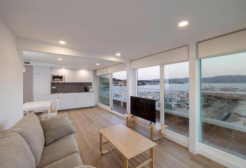 １ベッドルームペントハウスアパート, Apartamentos Rotilio