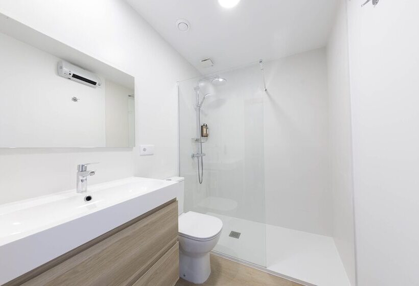 Апартаменты 1 Спальня Вид на Море, Apartamentos Rotilio