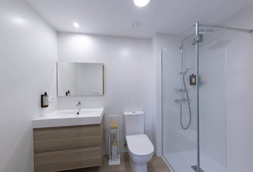 テラス付き１ベッドルームアパートメント, Apartamentos Rotilio