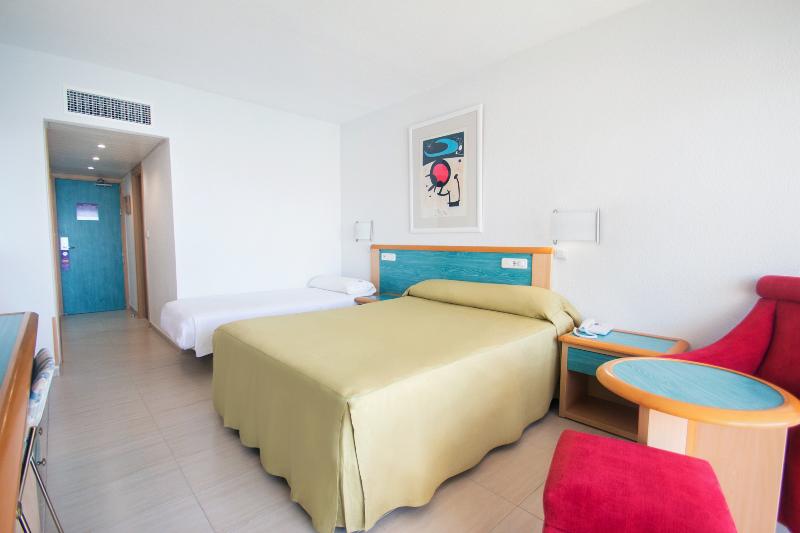 غرفة قياسية مزوَّدة بتراس, Servigroup Galua