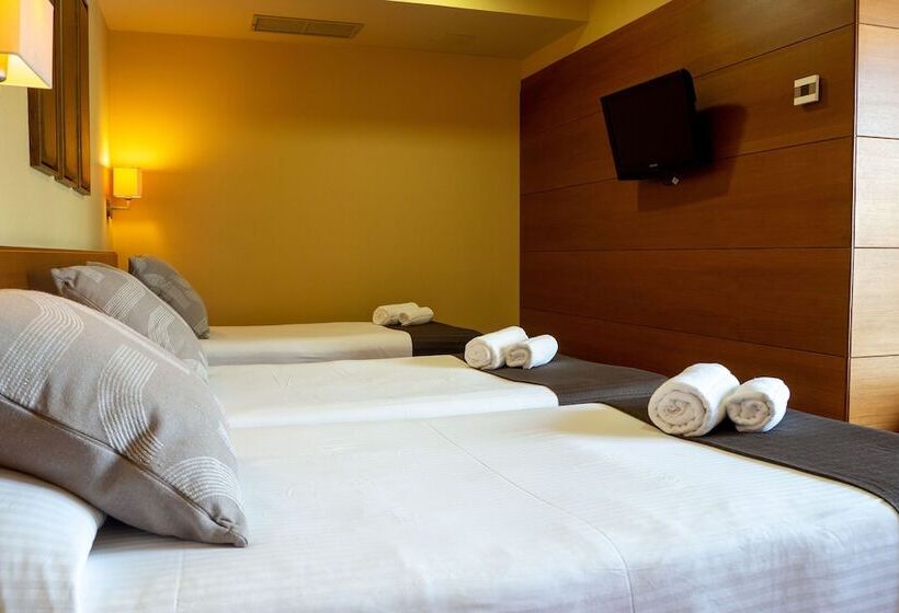 اتاق استاندارد سه نفره, Sterling