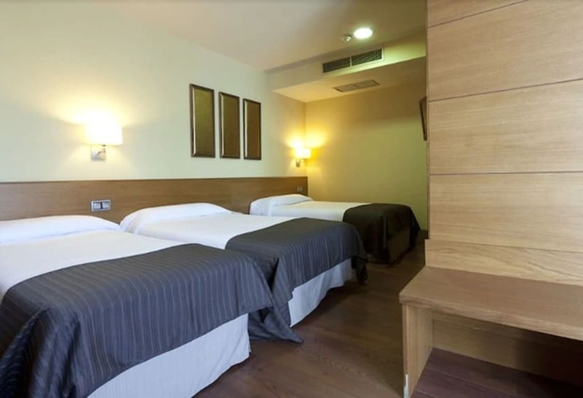 اتاق استاندارد سه نفره, Sterling