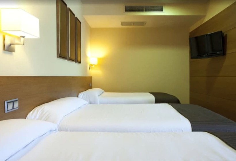 اتاق استاندارد سه نفره, Sterling