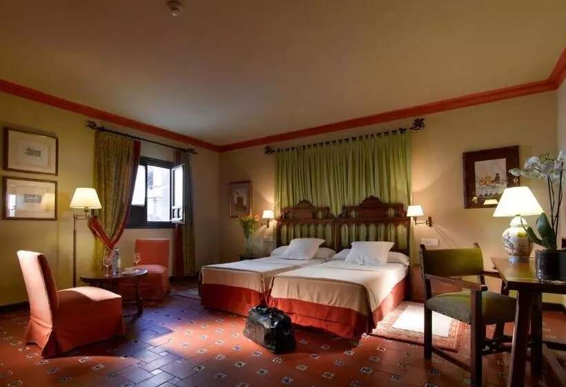 Camera Standard, Parador De Ubeda