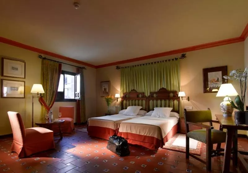 Camera Standard, Parador De Ubeda
