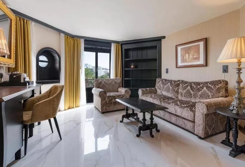 デラックススイート, Santa Catalina, a Royal Hideaway Hotel  5*GL