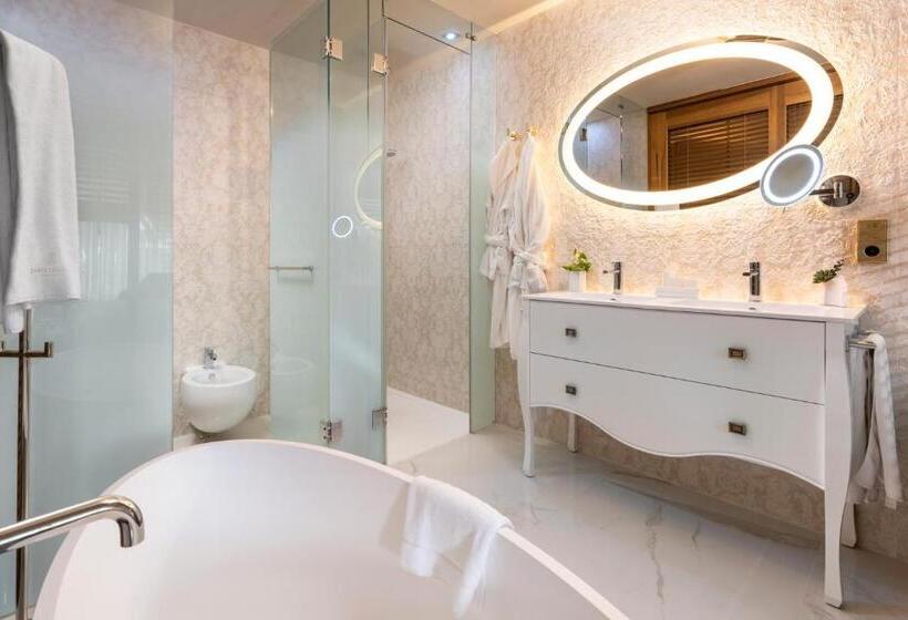 Номер Deluxe, Santa Catalina, a Royal Hideaway Hotel  5*GL