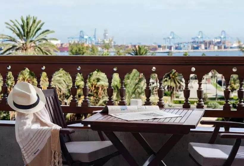 デラックスジュニアスイート, Santa Catalina, a Royal Hideaway Hotel  5*GL