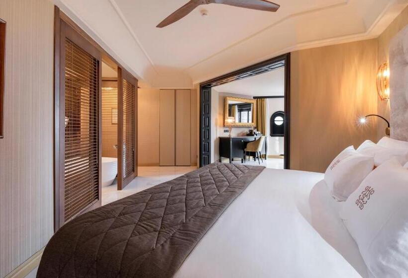 Люкс Повышенной Комфортности, Santa Catalina, a Royal Hideaway Hotel  5*GL