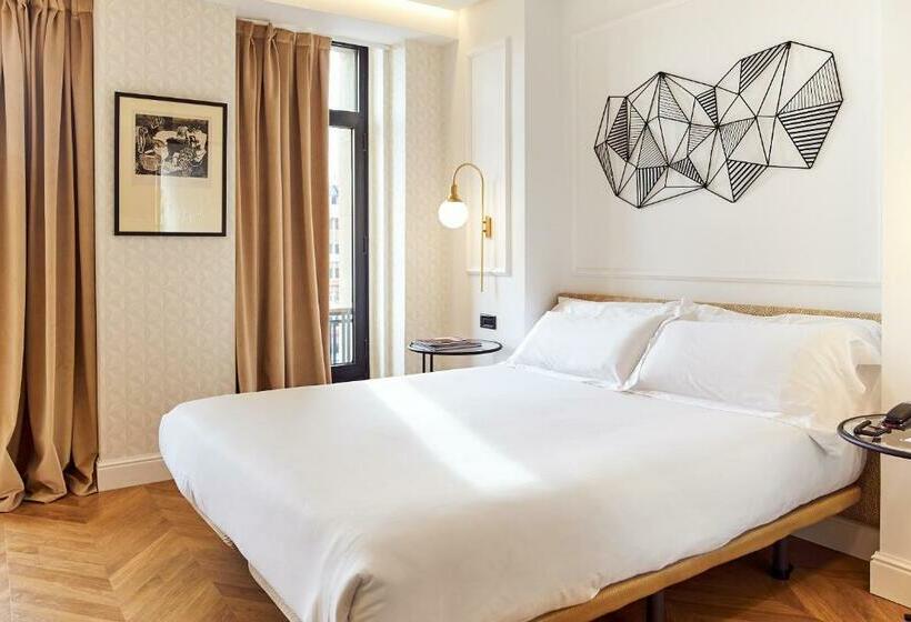 חדר סטנדרט יחיד, Occidental Leon Alfonso V