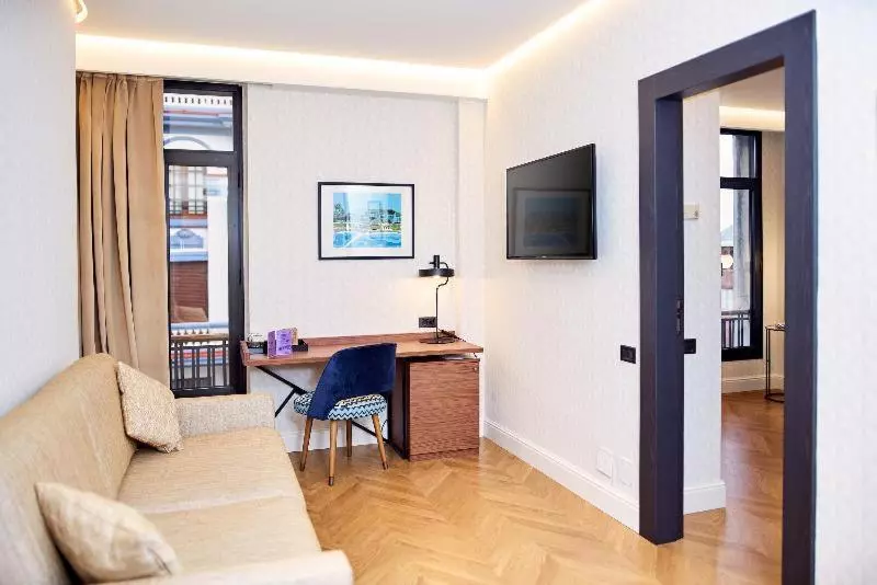 Standardzimmer, Occidental Leon Alfonso V