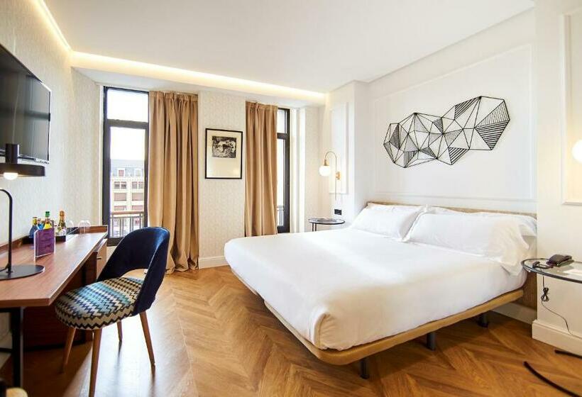 חדר סטנדרט, Occidental Leon Alfonso V