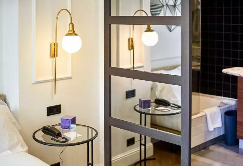 Standardzimmer, Occidental Leon Alfonso V