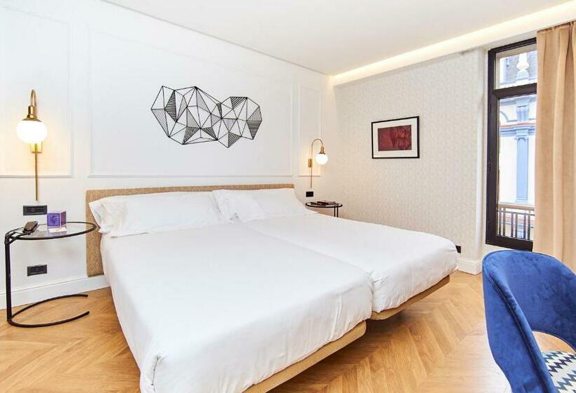 חדר סטנדרט, Occidental Leon Alfonso V