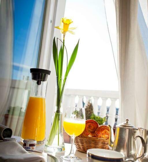 Superior Room with Terrace, Wellington Hotel & Spa Madrid