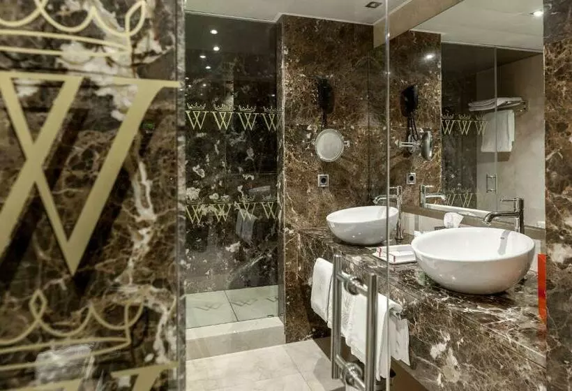 Superior Room with Terrace, Wellington Hotel & Spa Madrid