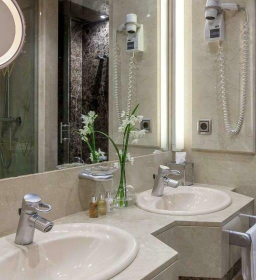 سوییت جونیور کلاب, Wellington Hotel & Spa Madrid