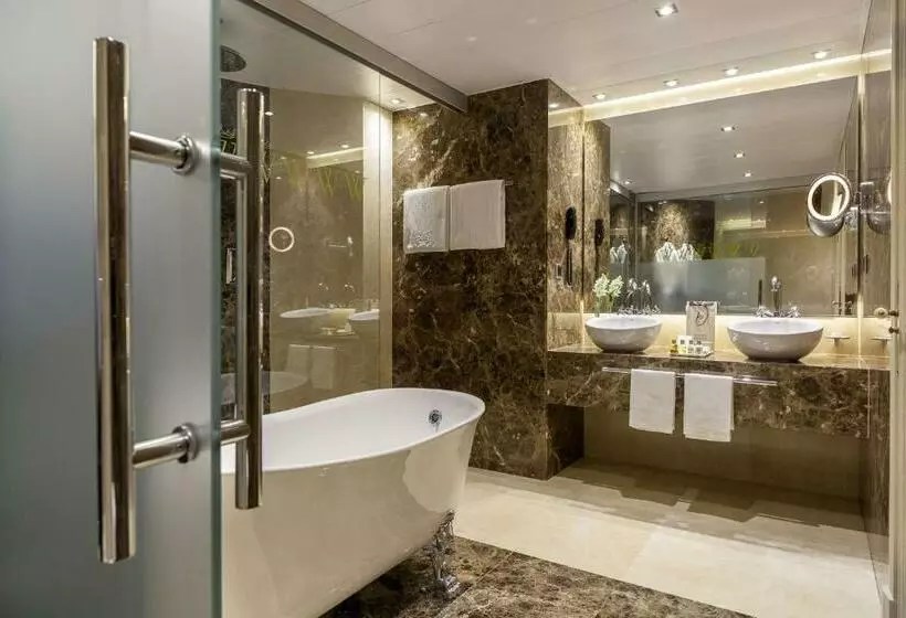سوییت لوکس, Wellington Hotel & Spa Madrid