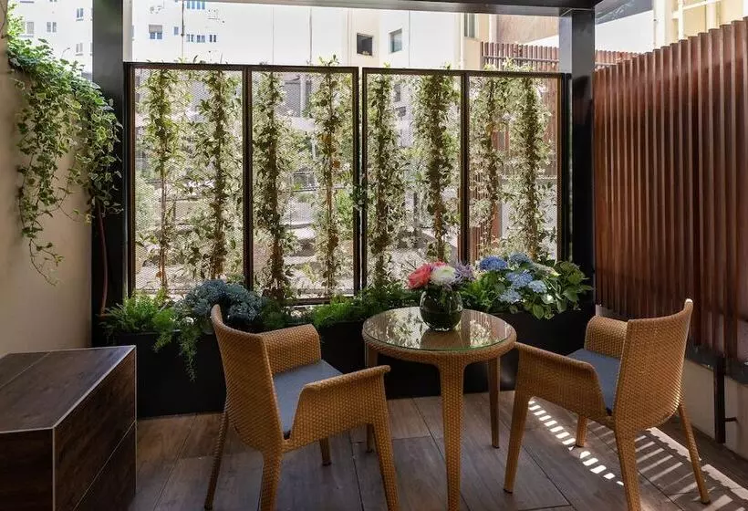 سوئیت کلاب, Wellington Hotel & Spa Madrid