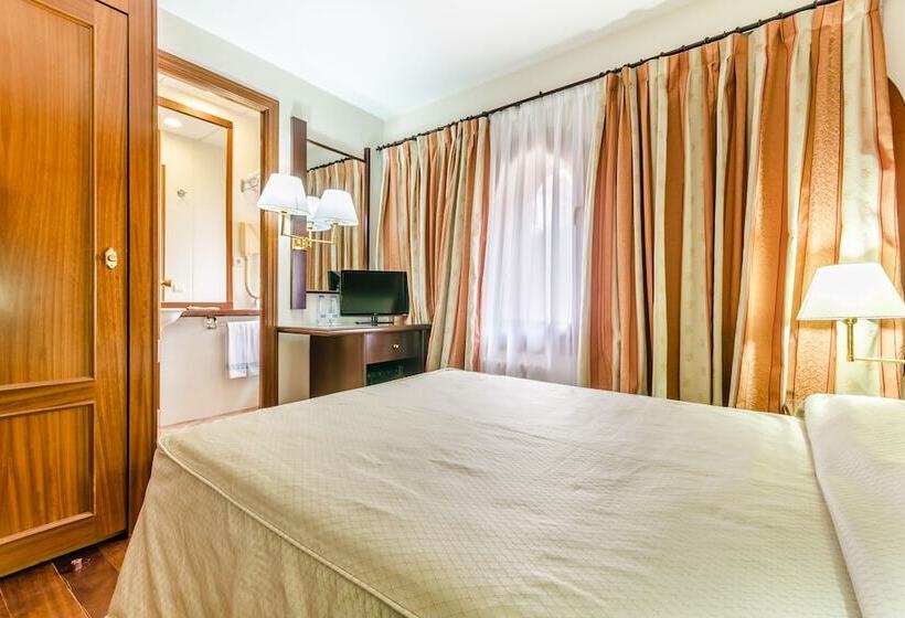 غرفة قياسية, Albarracin