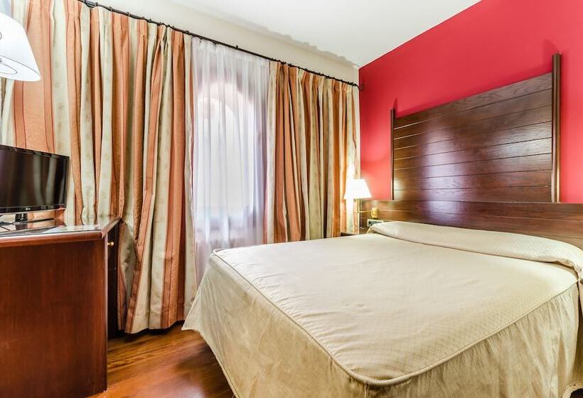 غرفة قياسية, Albarracin