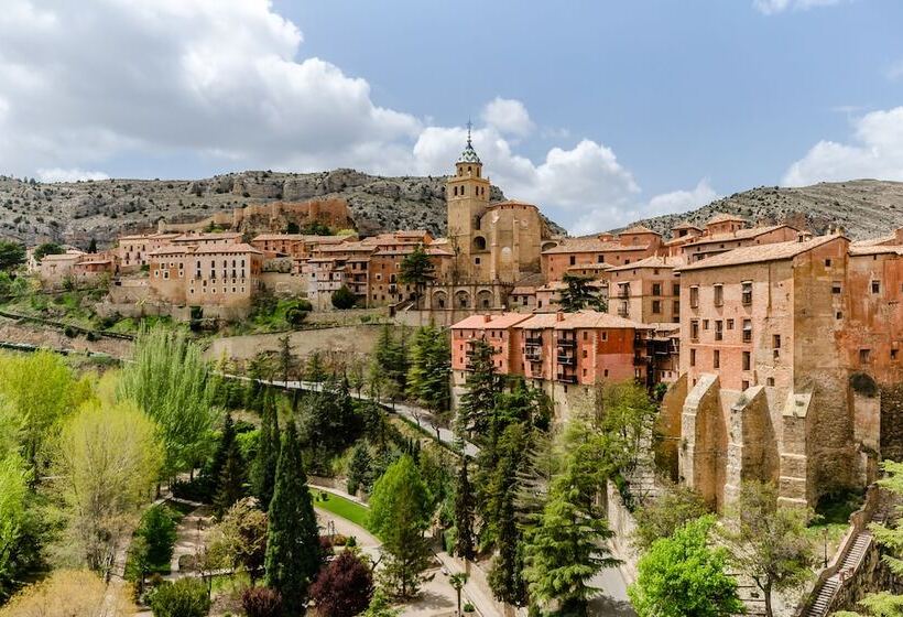غرفة قياسية ذات إطلالة, Albarracin