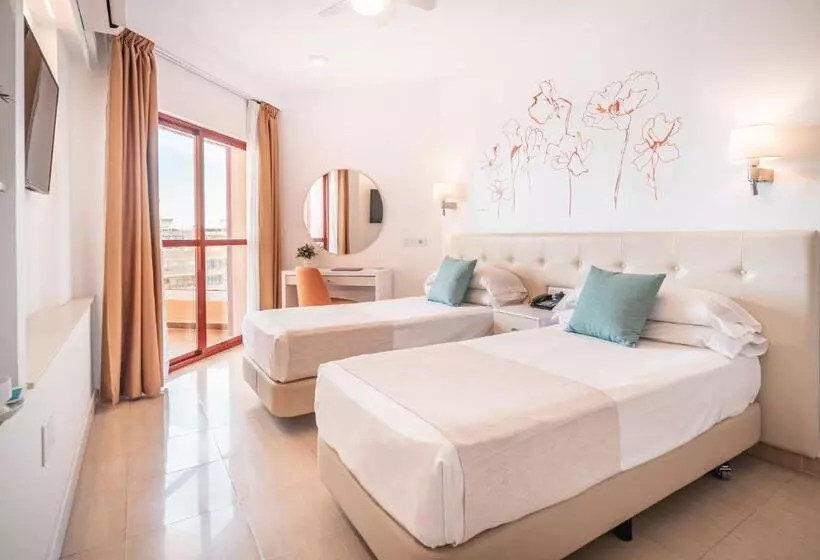 Habitación Estándar Vista Mar Lateral, Angela  Adults Recommended