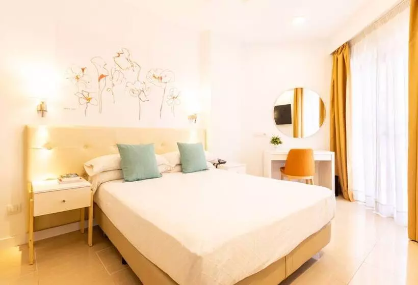 Habitación Estándar Vista Mar Lateral, Angela  Adults Recommended