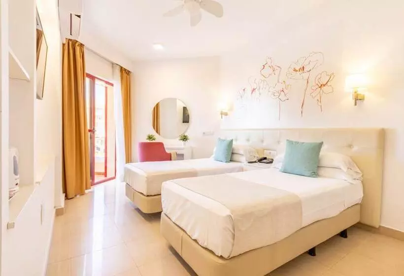 Habitación Estándar Vista Mar Lateral, Angela  Adults Recommended