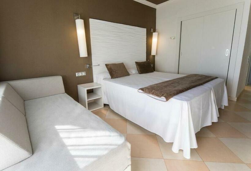 스탠다드 룸, Augustus