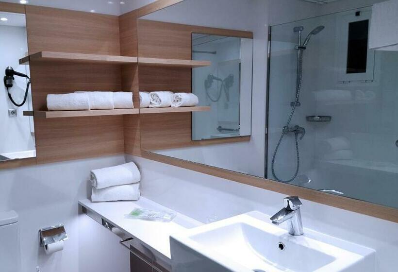 4인용 스탠다드 룸, Augustus