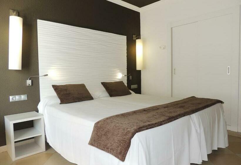 스탠다드 룸 풀장 전망, Augustus