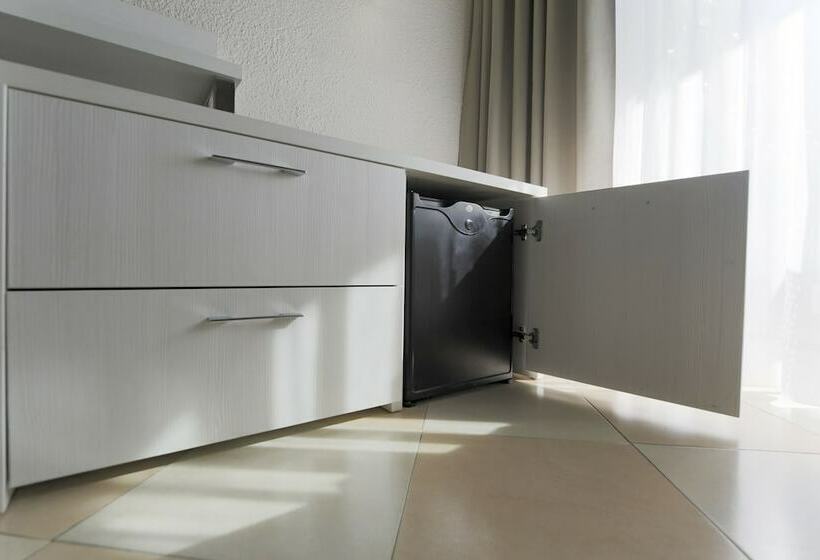 스탠다드 룸 풀장 전망, Augustus