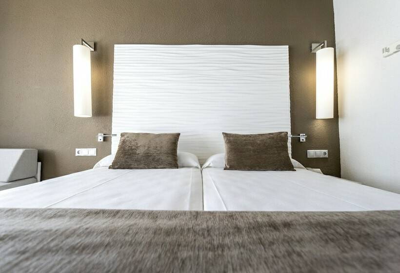 스탠다드 룸 풀장 전망, Augustus