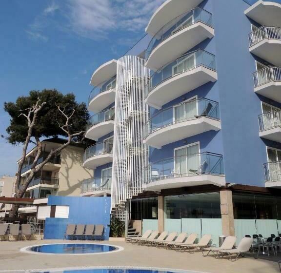 스탠다드 전망 룸, Augustus