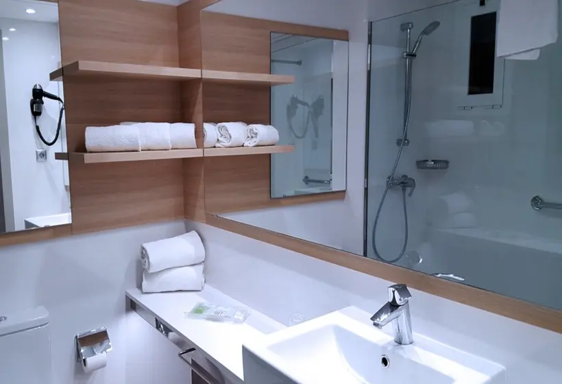 스탠다드 룸, Augustus