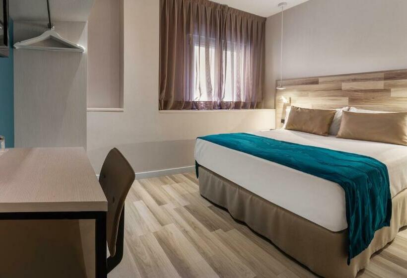 标准单人间, Catalonia Santa Justa