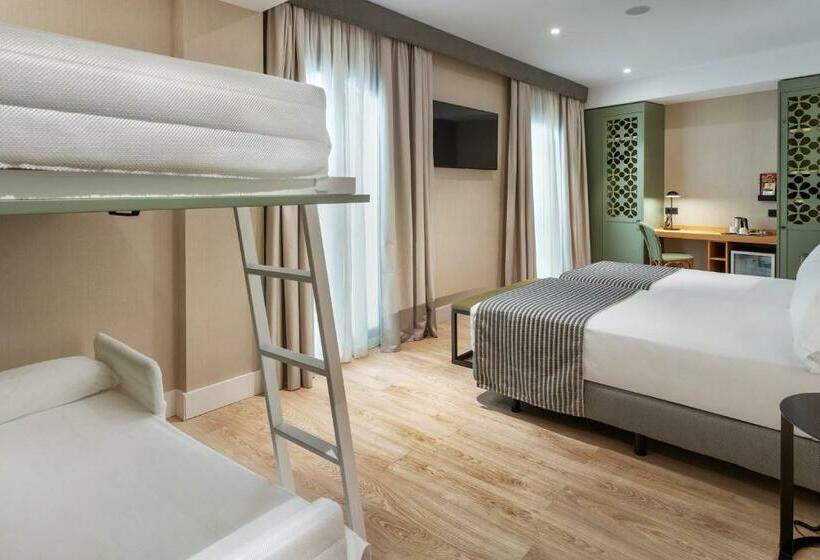 家庭间, Catalonia Santa Justa