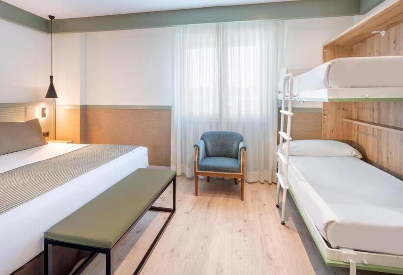 家庭间, Catalonia Santa Justa