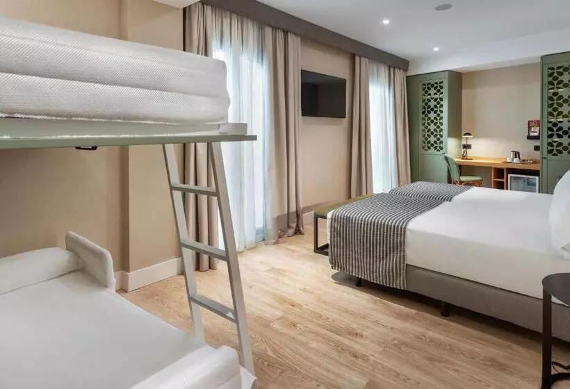 Premium Family Room, Catalonia Santa Justa